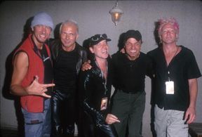 Klaus Meine, Rudolf Schenker, Scorpions, Matthias Jabs, James Kottak, and Ralph Rieckermann