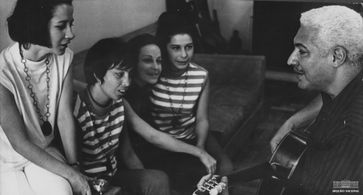 Dorival Caymmi and Quarteto em Cy