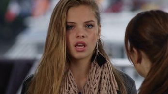 Grace Vukovic as Julie In 