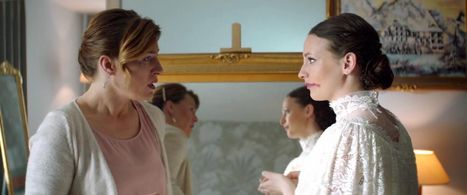 Lenka Krobotová and Anna Fialová in Láska hory prenásí (2022)