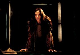 Daniela Amavia as Alia