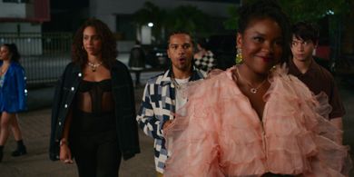 Emma Ferreira, Tyler Dean Flores, Jordan Mendoza, and Courtney Taylor in Neon (2023)