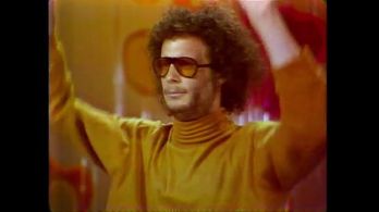 Wild Man Fischer in Rowan & Martin's Laugh-In (1967)