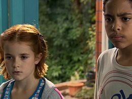 Darragh Mortell and Abby Rakic-Platt in The Story of Tracy Beaker (2002)