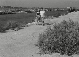 Silvia Monfort and Philippe Noiret in La Pointe Courte (1955)