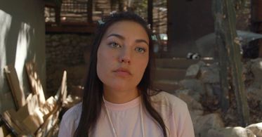 Olivia Blue in Showing (2019)