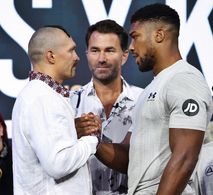 Anthony Joshua, Oleksandr Usyk, and Eddie Hearn in DAZN Boxing: Oleksandr Usyk vs. Anthony Joshua II: Weigh-In (2022)