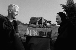 Bibi Andersson, Max von Sydow, Bengt Ekerot, and Nils Poppe in The Seventh Seal (1957)