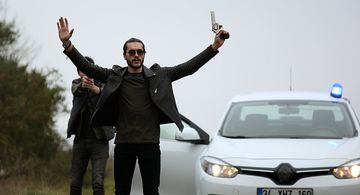 Alperen Duymaz in The Pit (2016)