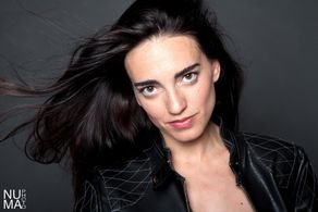 Relaciones, serial directed by Chos.