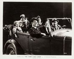 Hugh Herbert, Benny Bartlett, Ruth Donnelly, Joy Hodges, Juanita Quigley, and Eddie Quillan in The Family Next Door (193