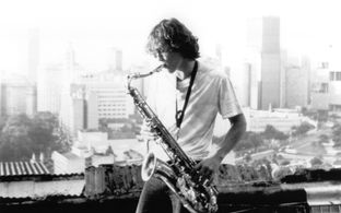 Guilherme Fontes in Subway to the Stars (1987)