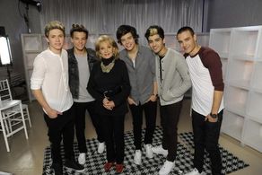 Barbara Walters, Harry Styles, Niall Horan, One Direction, and Louis Tomlinson in The Barbara Walters Summer Special (19