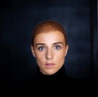 Inês Herédia as Sinèad O'Connor