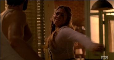 Jim Sturgess and Lorenza Izzo in Feed the Beast (2016)