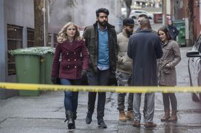 Rose McIver and Rahul Kohli in iZombie (2015)