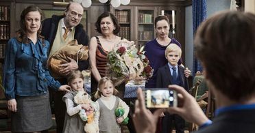 Zuzana Krónerová, Pavel Nový, Petra Spalková, Tatiana Dyková, and Daniel Vízek in Ice Mother (2017)