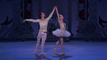 Darci Kistler and Damian Woetzel in The Nutcracker (1993)