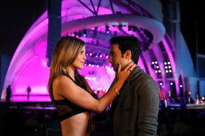 Josh Zuckerman and AnnaLynne McCord in 90210 (2008)