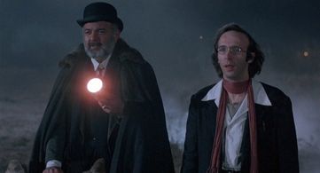 Roberto Benigni and Franco Javarone in The Voice of the Moon (1990)