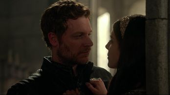 Caitlin Stasey and Vince Nappo in CW's Reign