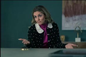 Malindaz, ready to sell you crypto on season three of 'Evil.'