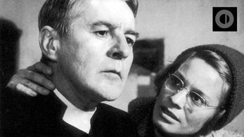 Gunnar Björnstrand and Ingrid Thulin in Winter Light (1963)
