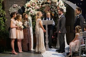 Danielle Fishel, Ben Savage, William Daniels, Rider Strong, Cheryl Texiera, Rowan Blanchard, and Sabrina Carpenter in Gi