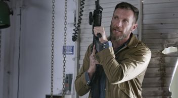 Still from SWAT S02-E18