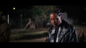 Bomba 'necklaces' Busi in 