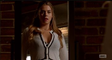 Lorenza Izzo in Feed the Beast (2016)