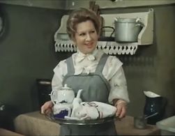 Inna Ulyanova in Pokrov Gates (1983)