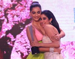 Sonam Kapoor and Janhvi Kapoor