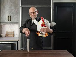 Alton Brown in Good Eats: The Return (2019)