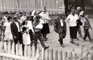 Valentina Vladimirova in Zdes nam zhit (1972)