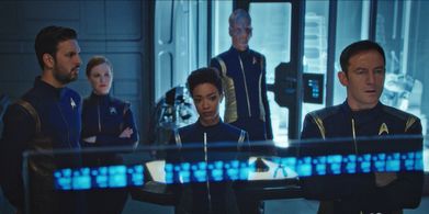 Jason Isaacs, Doug Jones, Sonequa Martin-Green, Shazad Latif, and Mary Wiseman in Star Trek: Discovery (2017)