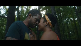 Mustafa Shakir and Nomzamo Mbatha in Assassin (2023)