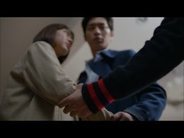 Seo Kang-Joon and Gong Seung-Yeon in Are You Human Too? (2018)