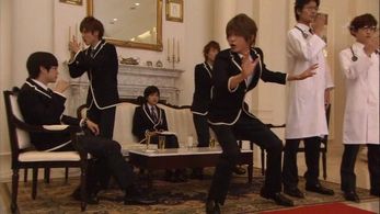 Yûsuke Yamamoto, Shunsuke Daitô, Manpei Takagi, Haruna Kawaguchi, Masaya Nakamura, Yûdai Chiba, and Shinpei Takagi in Ou