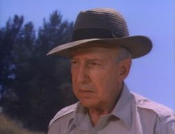 Lloyd Nolan in The Hardy Boys/Nancy Drew Mysteries (1977)