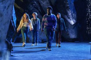 Momona Tamada, Walker Scobell, Keith L. Williams, and Abby James Witherspoon in Secret Headquarters (2022)