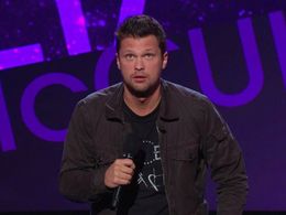 Julian McCullough in Comedy Central Presents (1998)