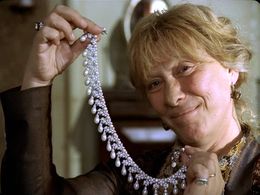 Yekaterina Vasilyeva in Come Look at Me (2001)