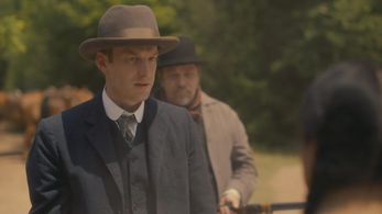 Wade Bogert-O'Brien in Anne with an E (2017)