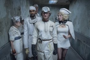 Neil Patrick Harris, John DeSantis, Lucy Punch, Jacqueline Robbins, Joyce Robbins, and Usman Ally in A Series of Unfortu