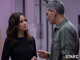 Roberto Enríquez and Verónica Sánchez in El embarcadero: Episode #2.2 (2020)