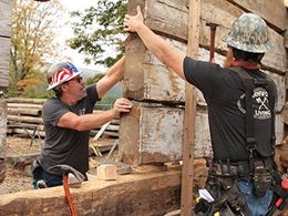 Sherman Thompson in Barnwood Builders (2013)