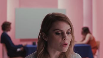 Coeur de pirate in Coeur de pirate: Undone (2017)
