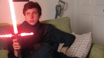 Max Cutler on the set of Kyloki