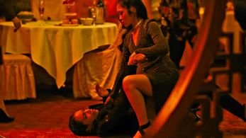 Claire Lanay, Rosario Dawson in 